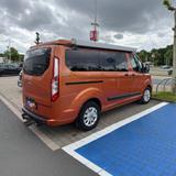 Ford Transit Nugget  - orange Wohnmobil oder -wagen