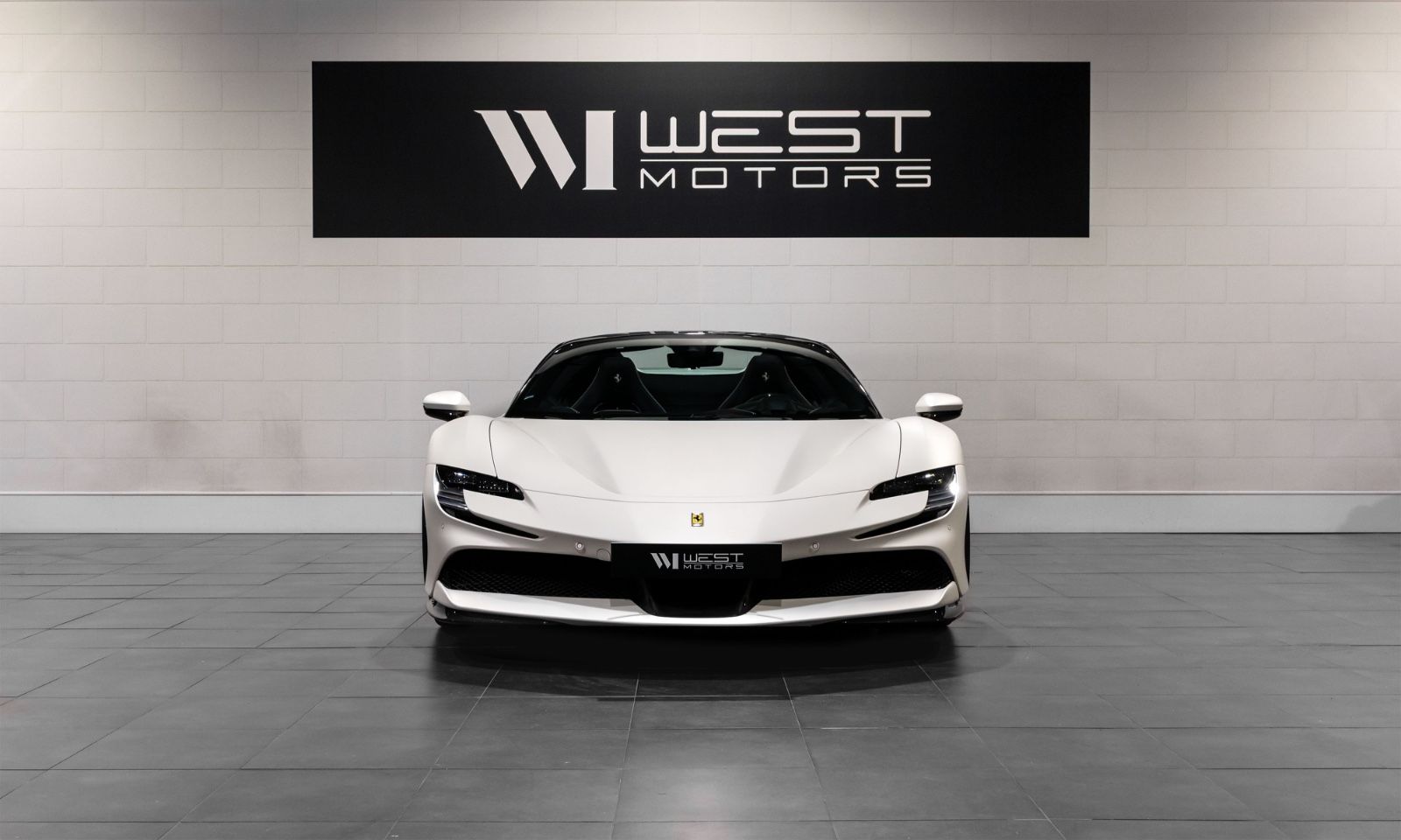 Ferrari SF90 Spider Opaco Full Carbon 1st Hand French imagem 2