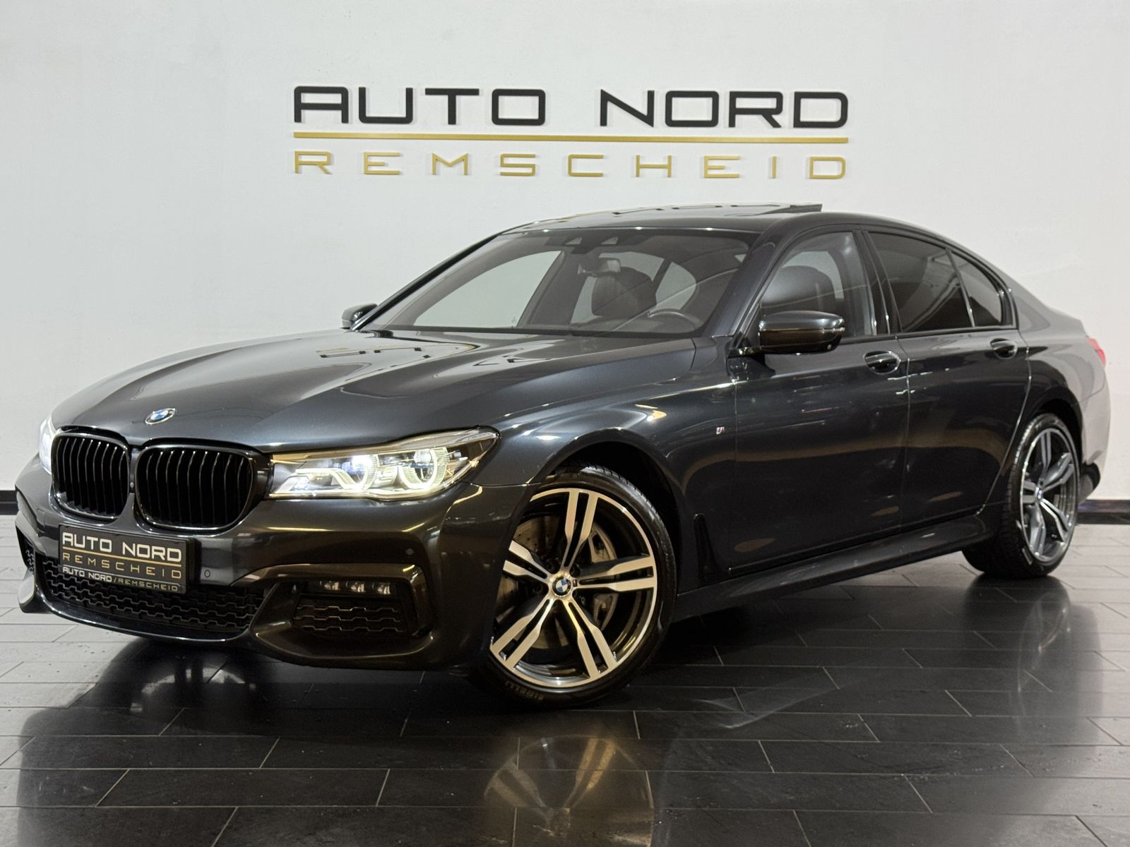 BMW BMW 750 d xDrive*B&W*Head-Up*Kamera*Soft-Close*Las