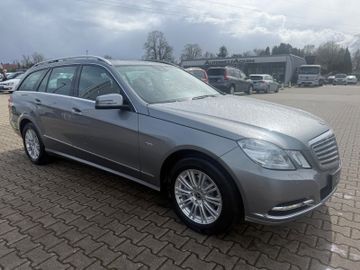 Mercedes E 200 - 5