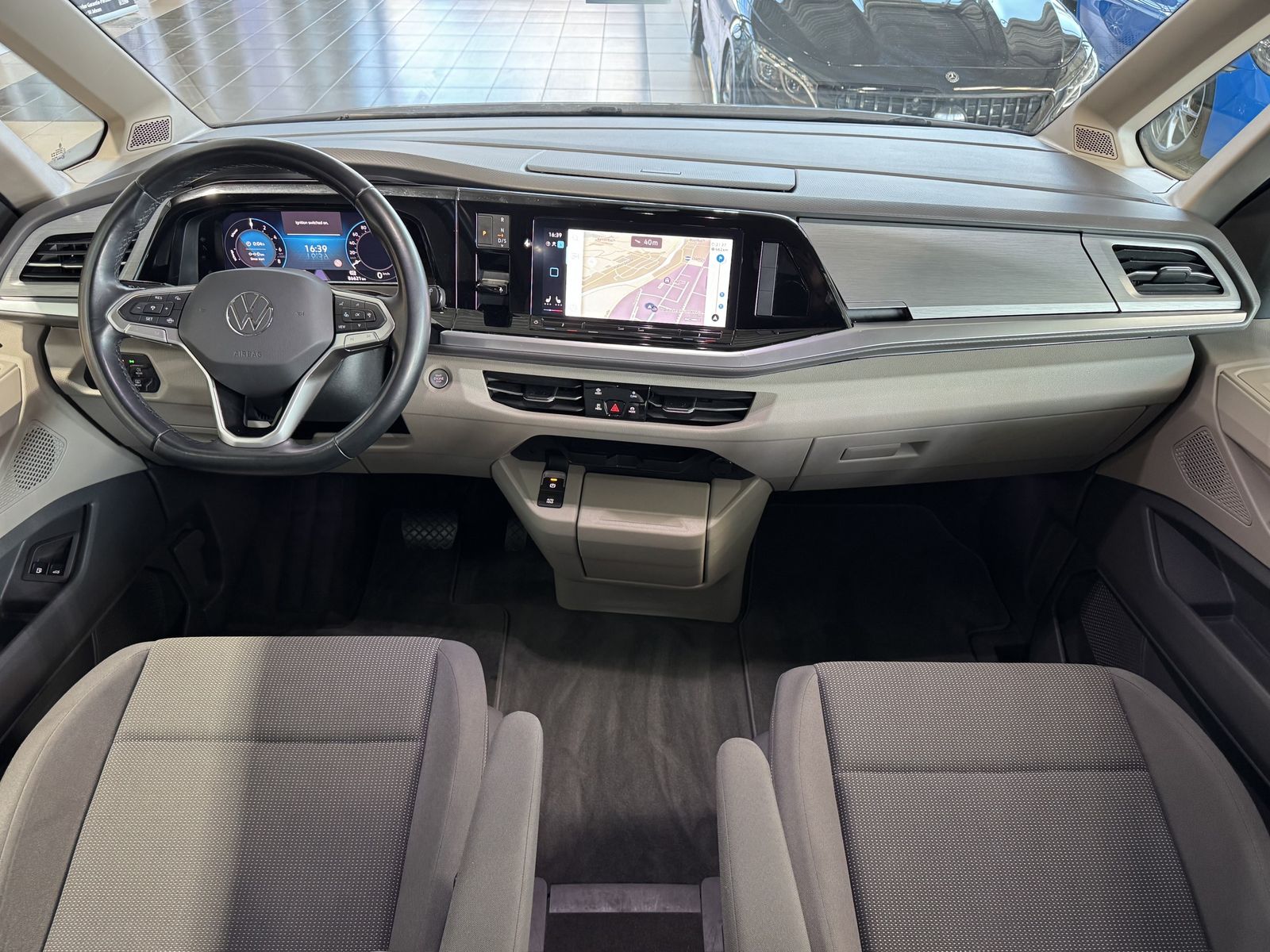 Volkswagen T7 Multivan eHybrid Life 7-Sitzer R.Cam Navi AHK foto 18