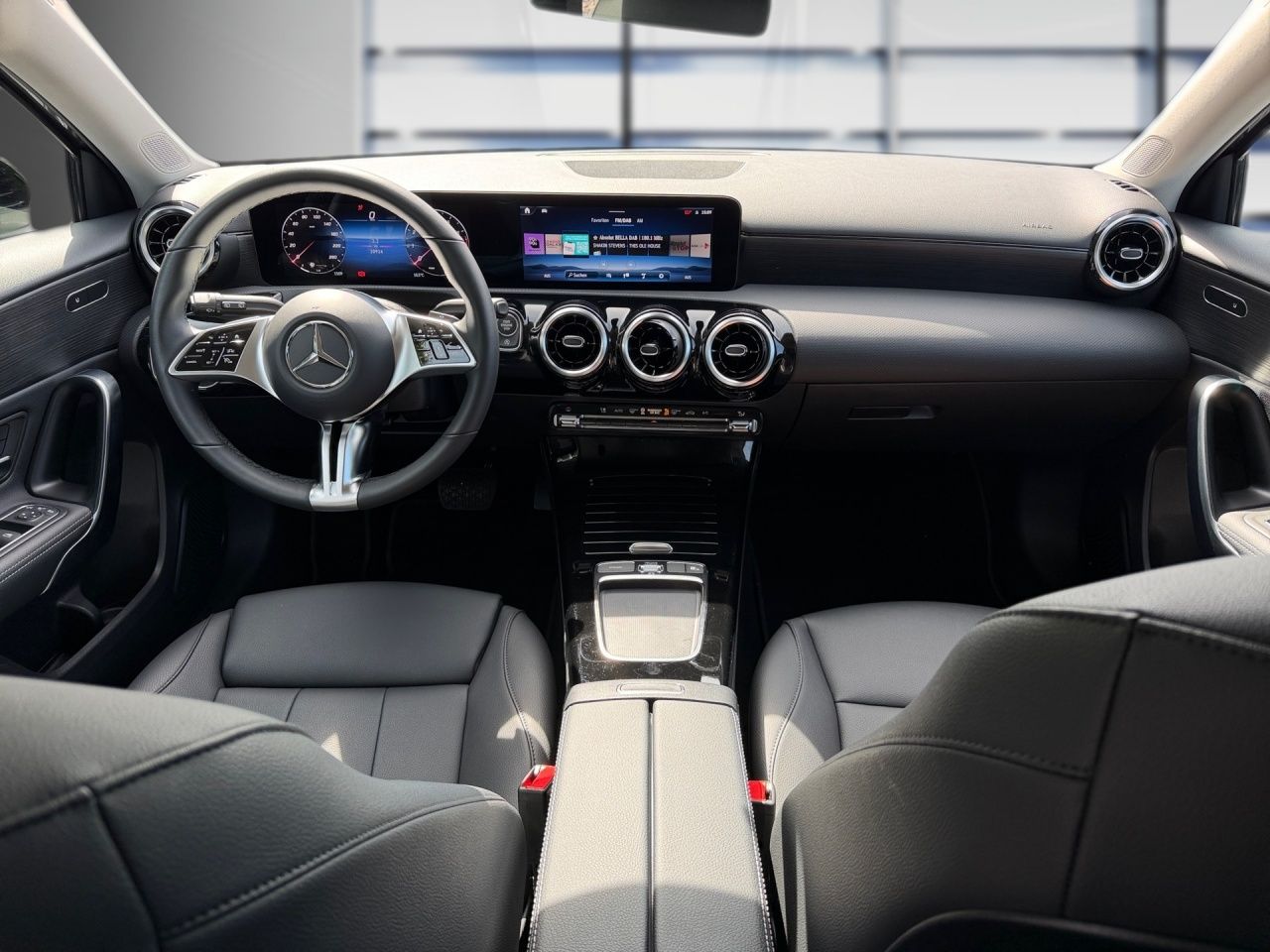 Fahrzeugabbildung Mercedes-Benz A 200 PROGRESSIVE+AHK+NIGHT+WINTER+LED+KAMERA++