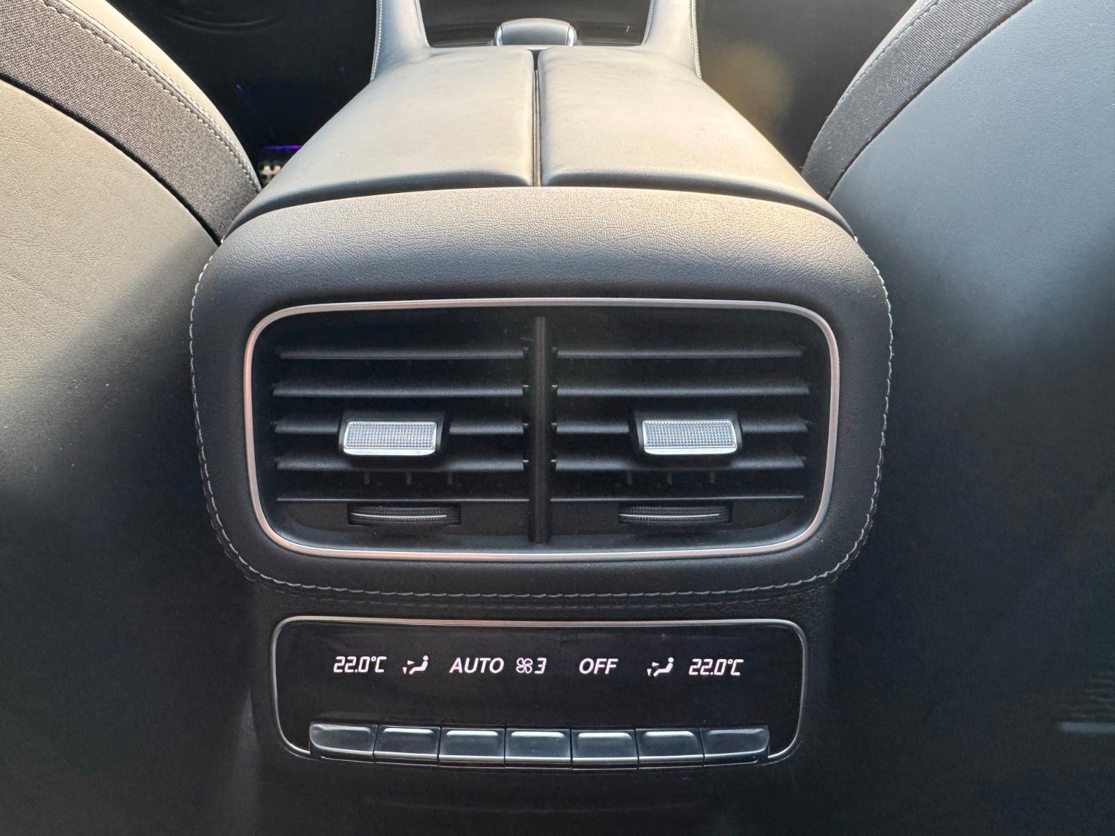 Fahrzeugabbildung Mercedes-Benz GLE 63 AMG S Pano+Burm+AHK+HUD+Massage+StandH