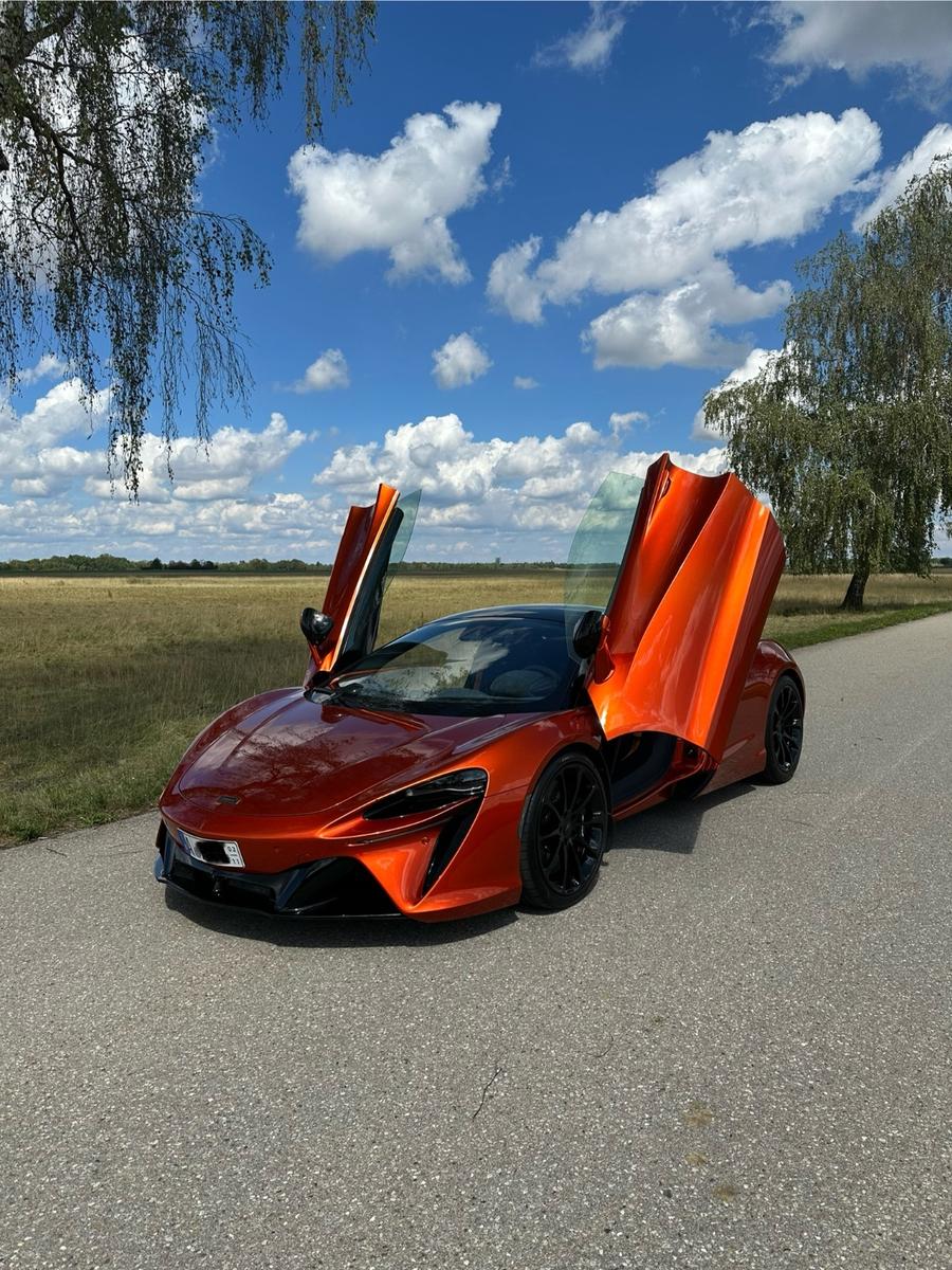 McLaren Artura - MY 25 - 3 Jahre Garantie - NEU Zustand