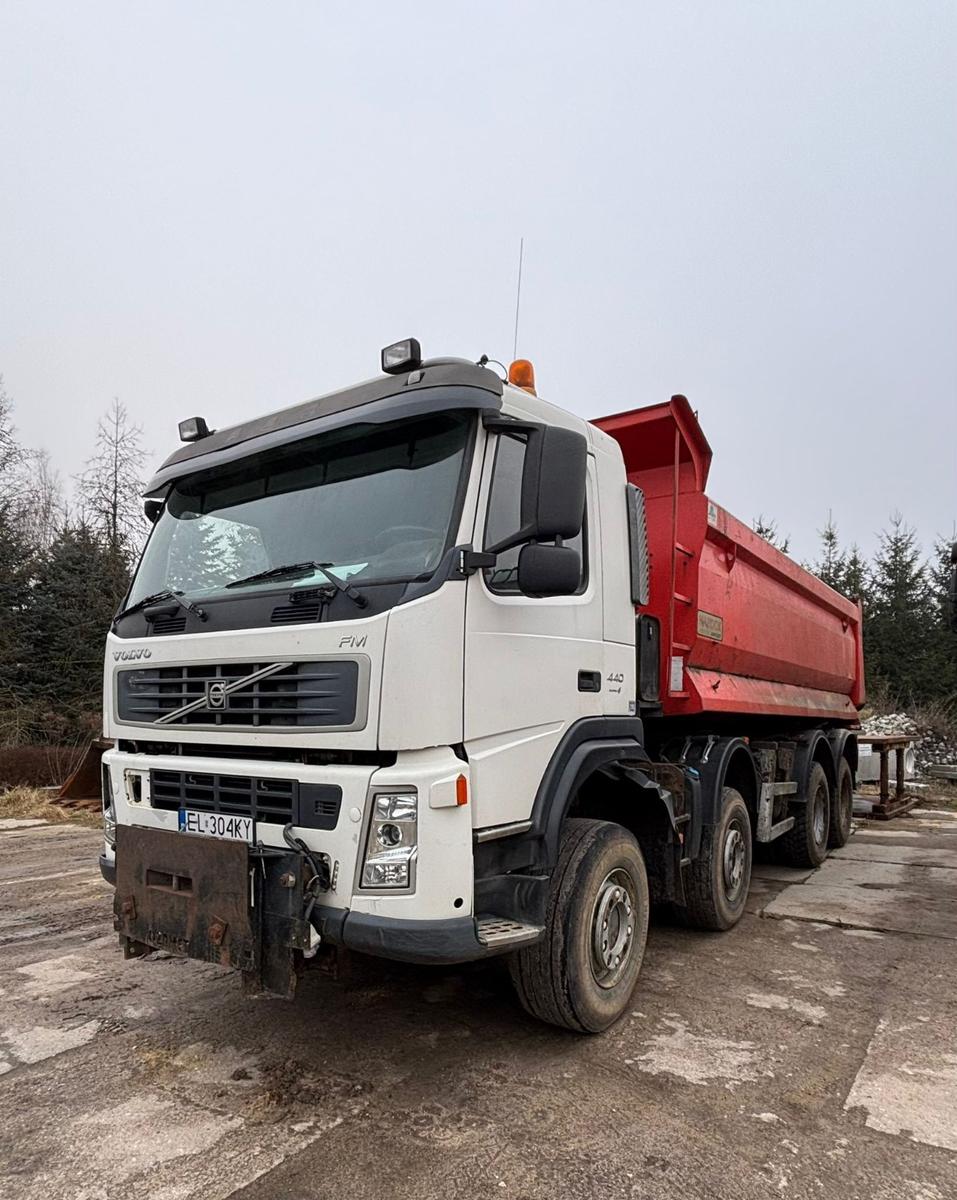 Volvo FM 440 8x6 Mulda 18m3