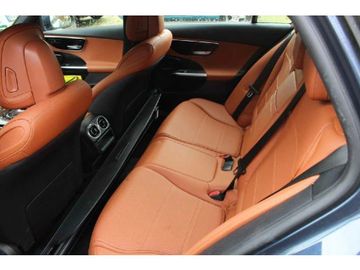 Mercedes C 300 - 11