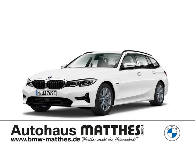 BMW 320 e xDrive Touring Sport Line Parkassistent He