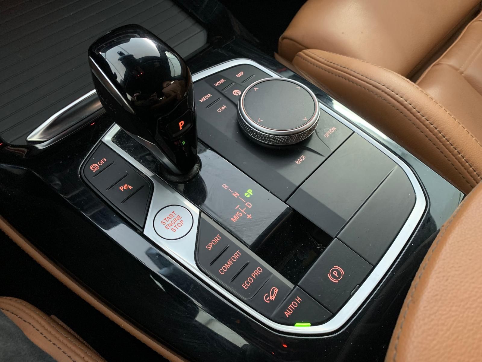 BMW X4 M Sport-SITZE LASER DRIVING-P 20Z HUD foto 12