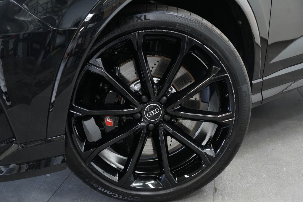 Audi Rsq3