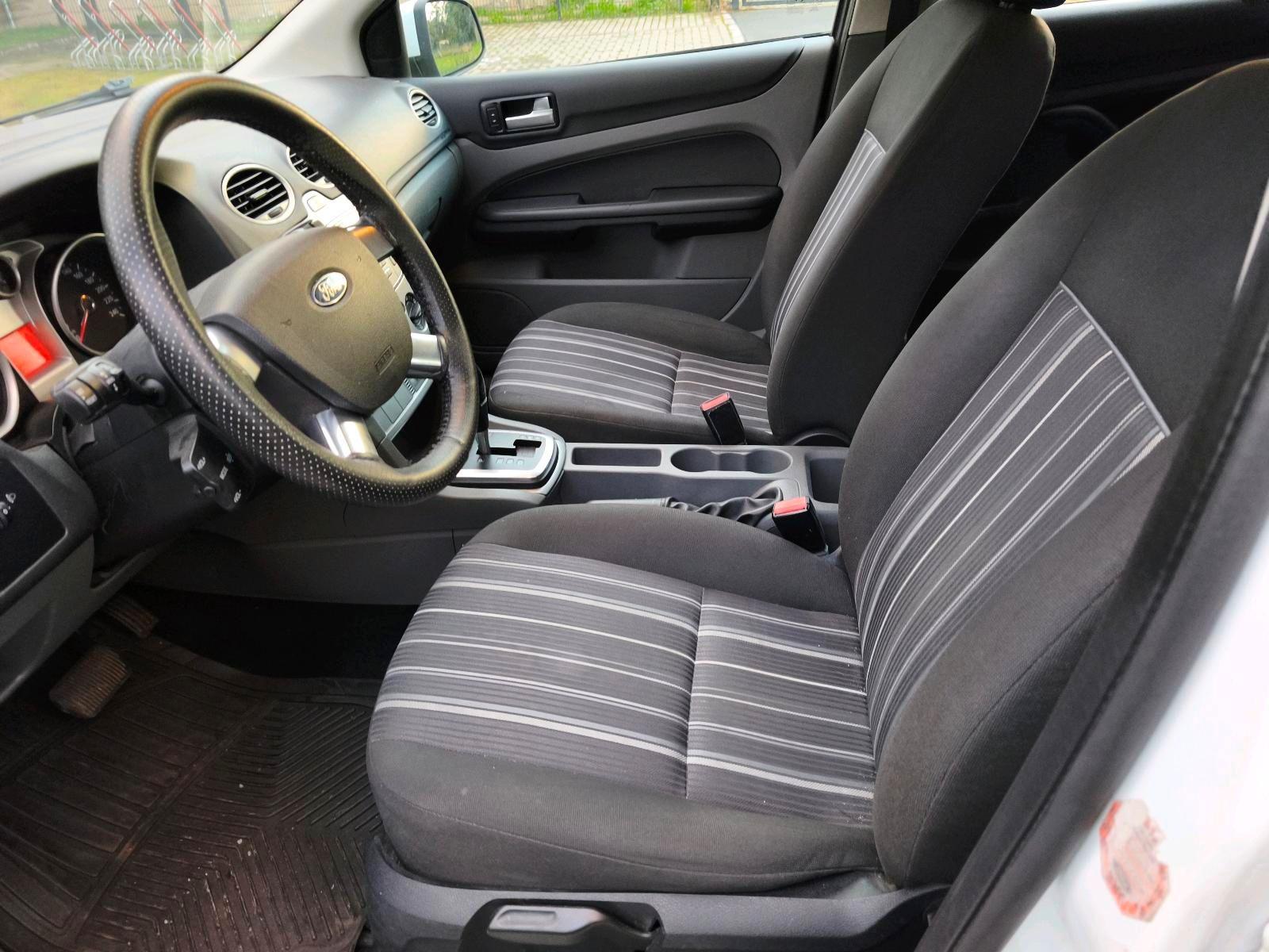 Ford Focus 2008 — photo 10