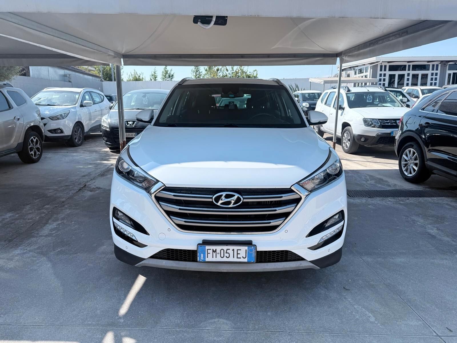 HYUNDAI Tucson