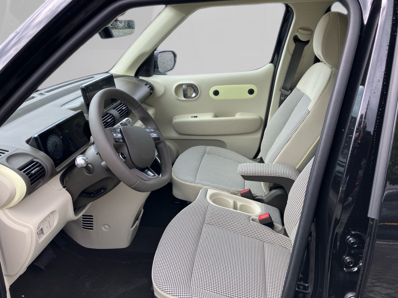 Fahrzeugabbildung Hyundai INSTER TREND *KLIMAA*CARPLAY*