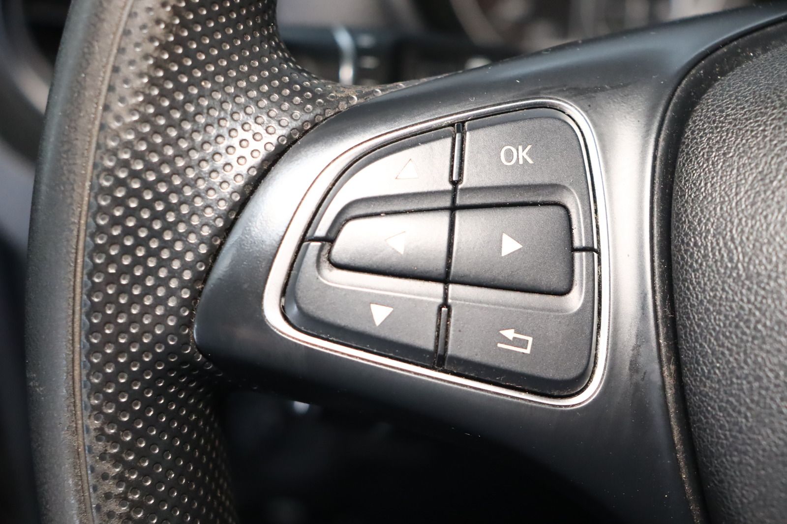 Fahrzeugabbildung Mercedes-Benz Vito 116 CDI lang * LED * Navi