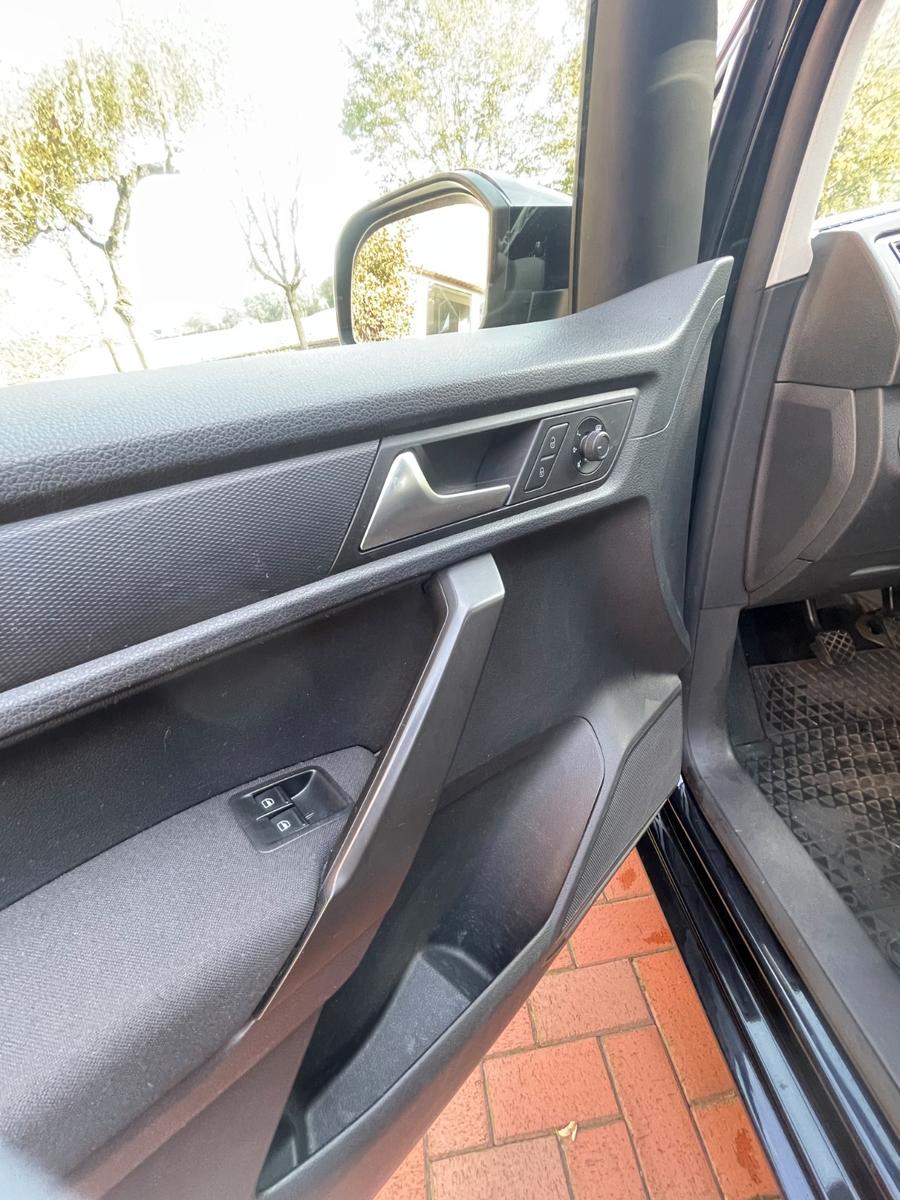 Volkswagen Caddy 1,2TSI 62kW BMT Trendline 5-Sitzer