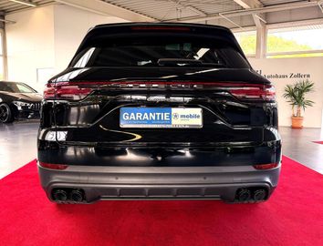 Porsche Cayenne - 6