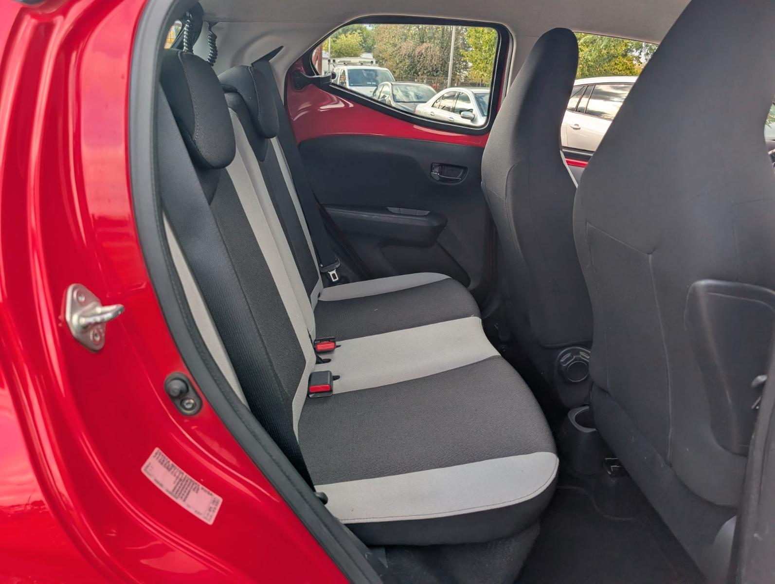 Toyota Aygo AYGO x-play Edition-S*KLIMA*KAMERA*TEMPOMAT