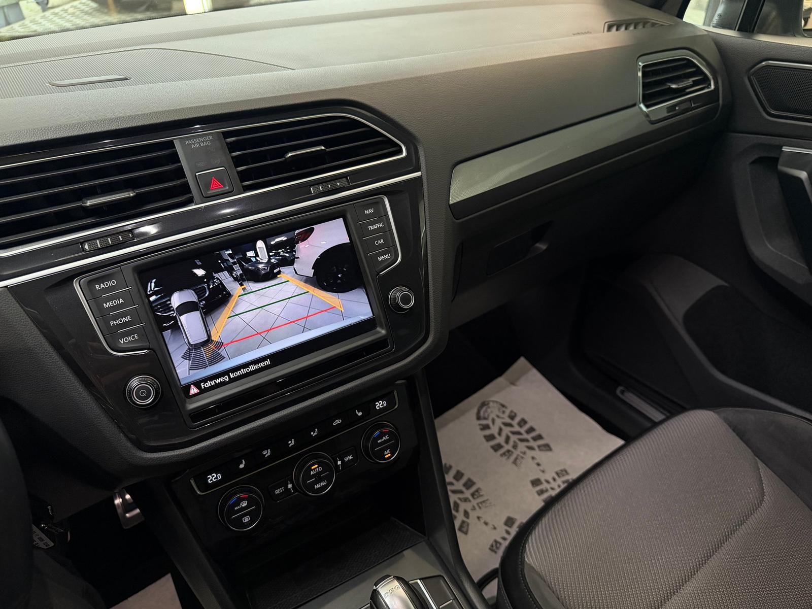 Volkswagen Tiguan 2.0 TSI R-Line 220PS 4M DSG Pano ACC LED