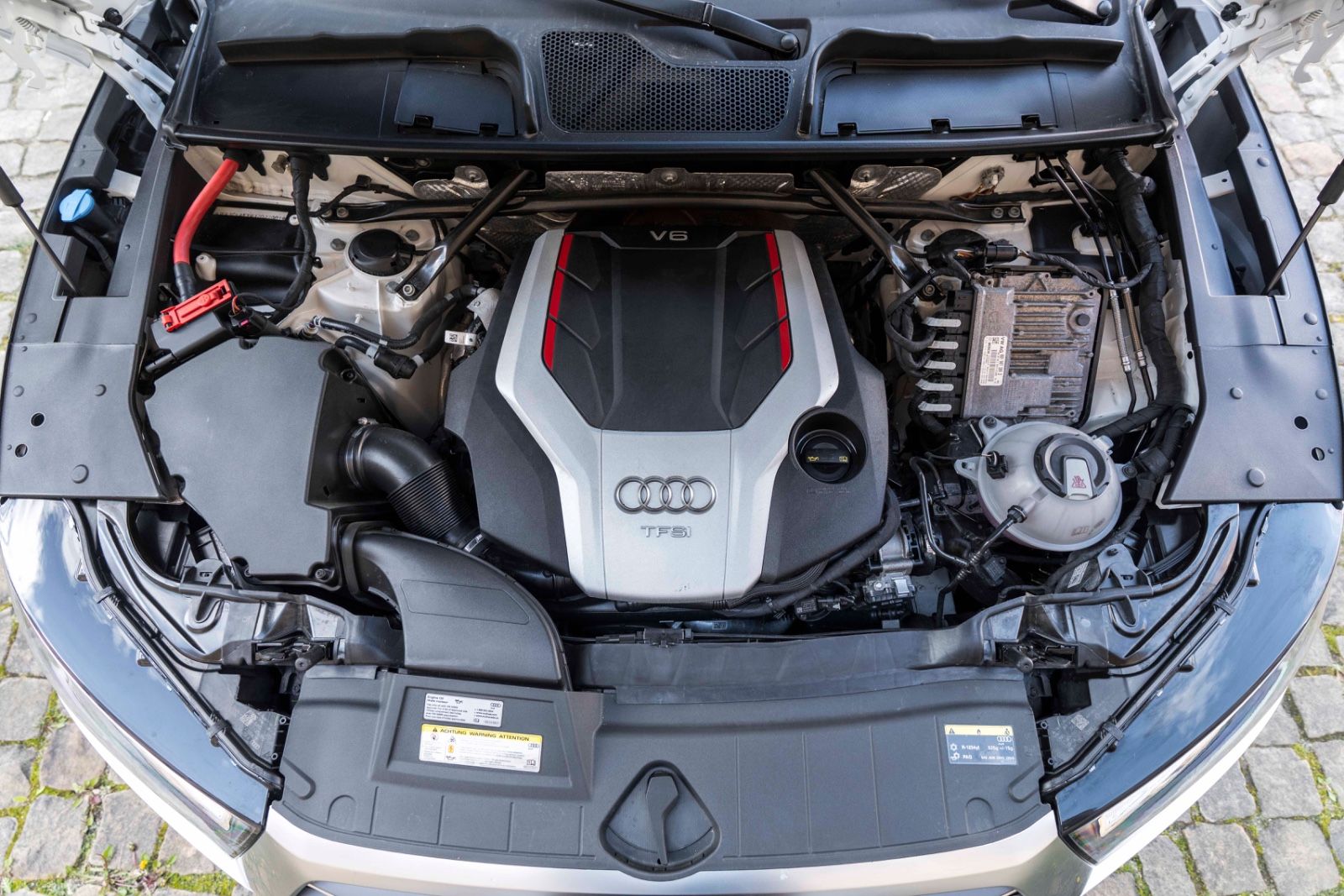 Fahrzeugabbildung Audi SQ5 3.0 TFSI QUATTRO