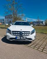 Mercedes-Benz GLA 200 d  - Mercedes-Benz GLA 200 in Augsburg