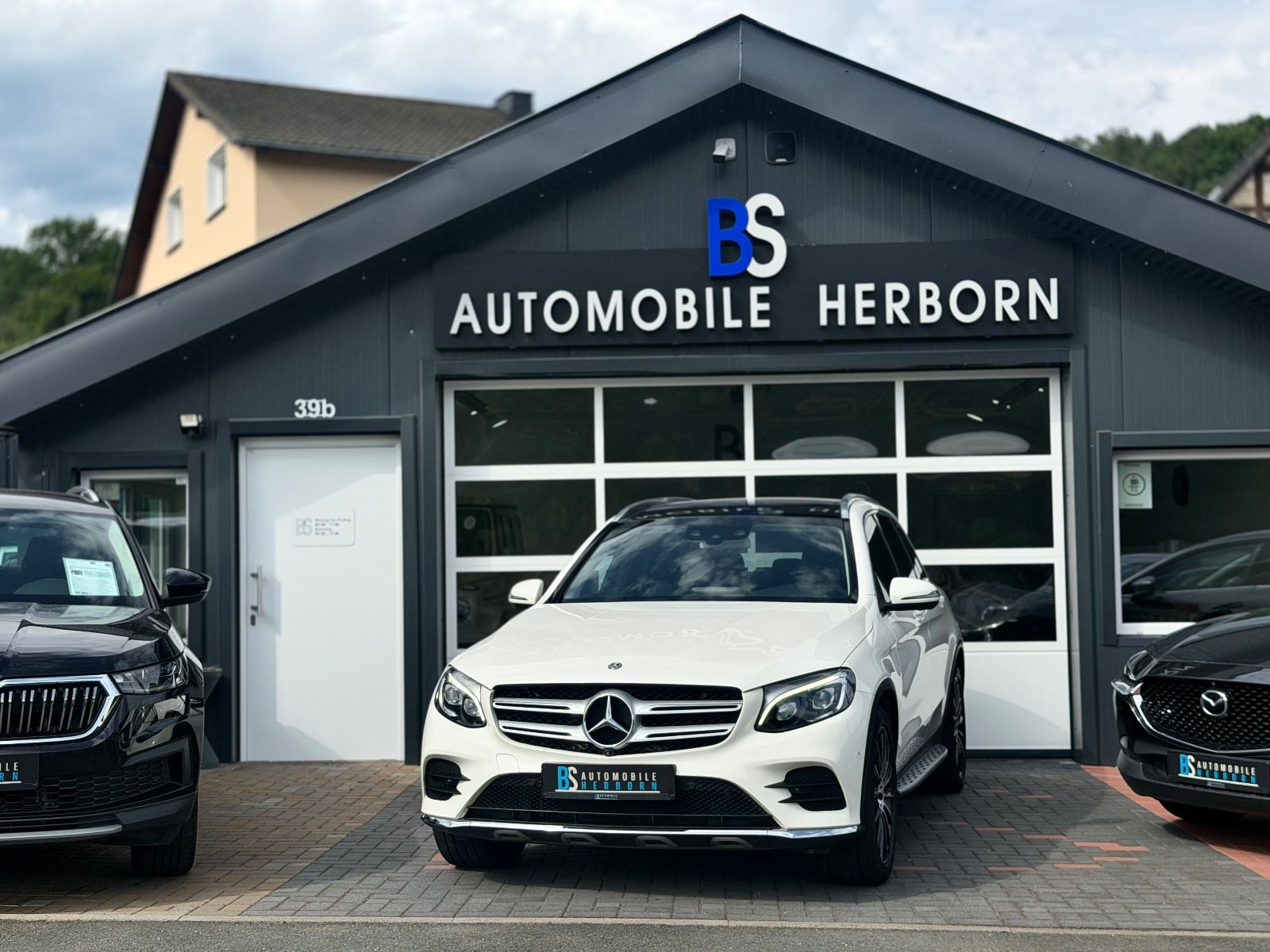 Mercedes-Benz GLC 350d 4Matic AMG-Line 360° Pano AHK Ambiente