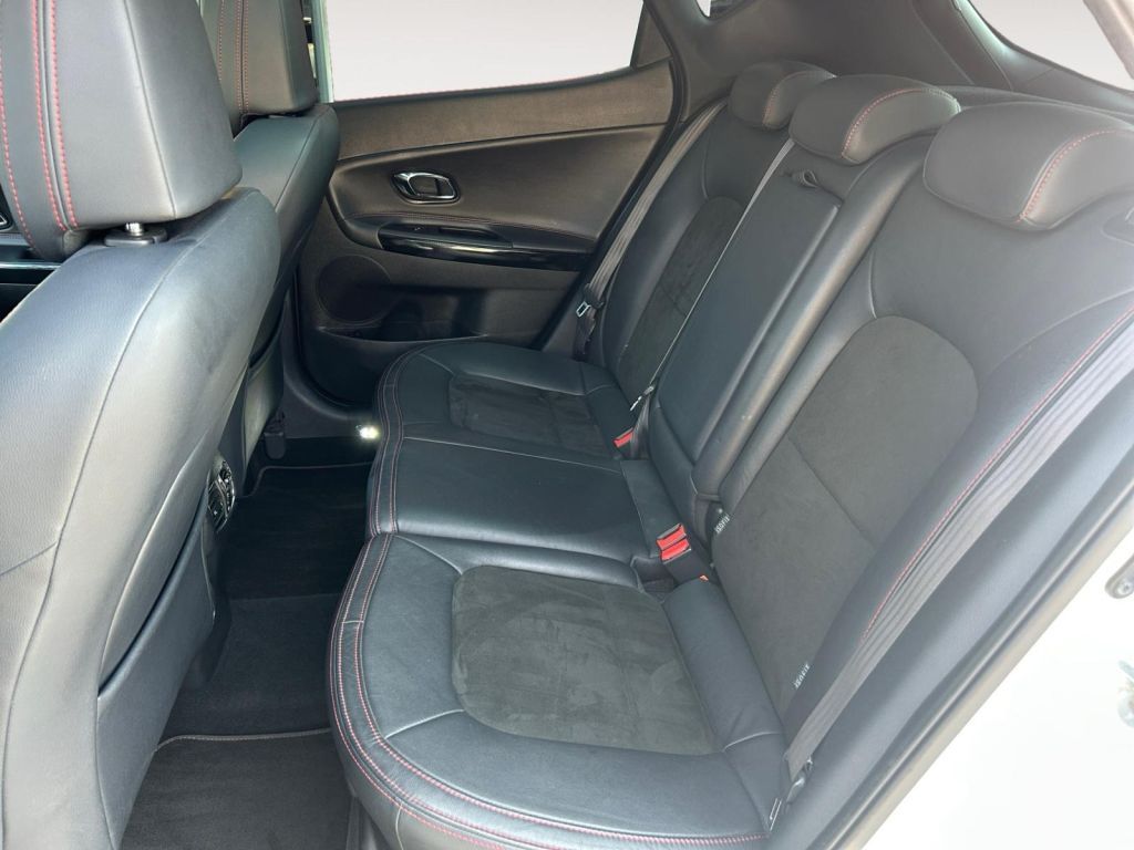Fahrzeugabbildung Kia Ceed 1.6 T-GDI GT-Track