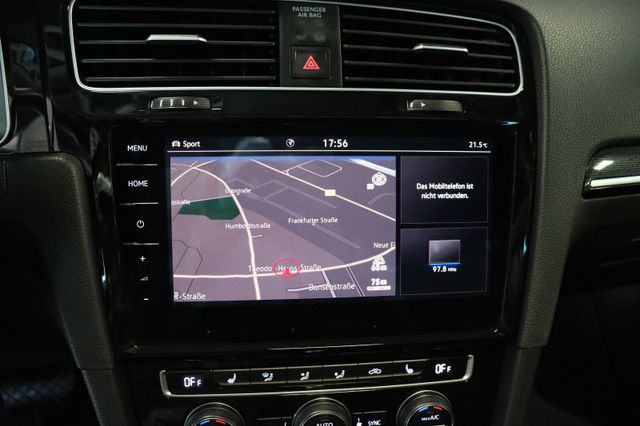 Fahrzeugabbildung Volkswagen Golf VII Lim Highline R-Line|PANO|LED|ACC|KAMERA