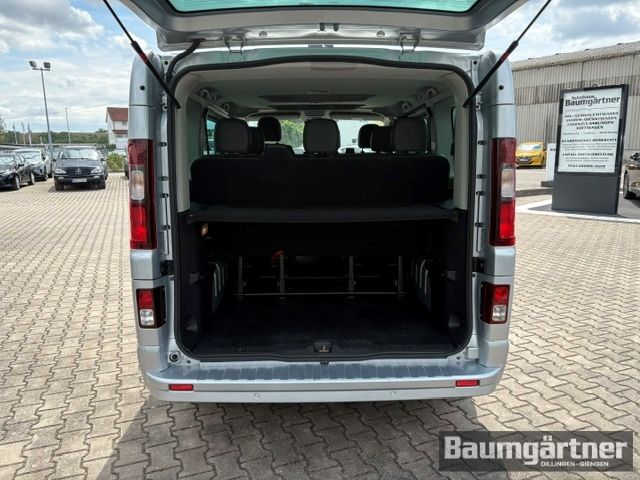 Fahrzeugabbildung Renault Trafic Combi Life Blue dCi 150 EDC 9-Sitzer