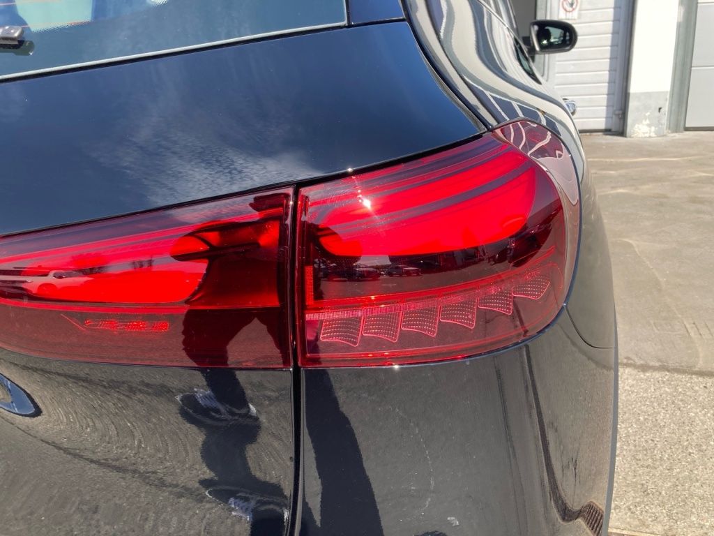 Mercedes-Benz GLA 180 Progressive Line DISTRONIC KEYLESS 360°K foto 19
