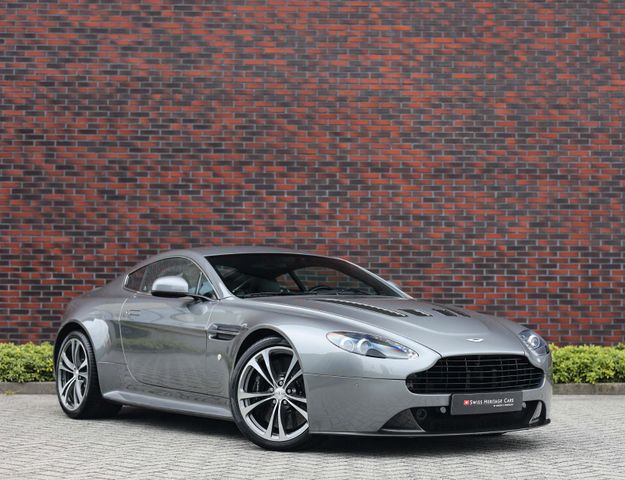 Aston Martin V12 Vantage de ocasión | Vehículo ocasión | mobile.de