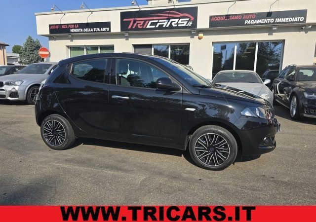 Inne LANCIA Ypsilon 1.0 Hybrid Gold NEOPATENTATI PERM