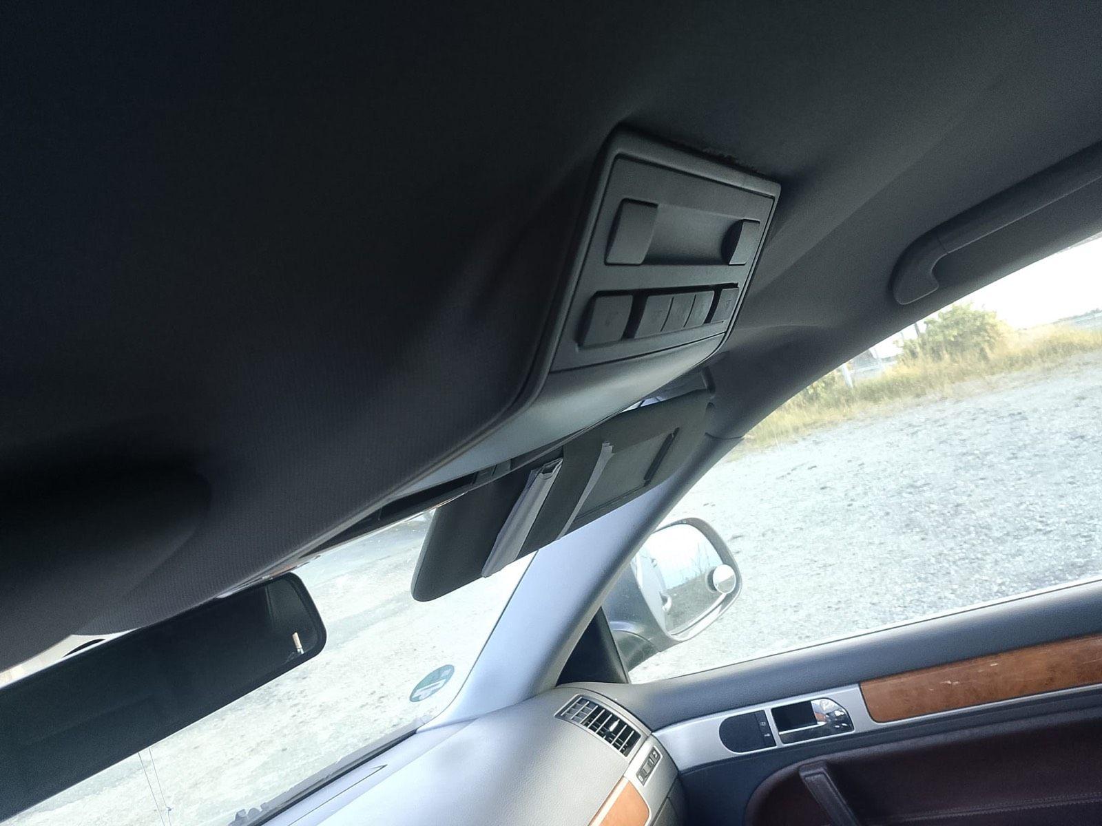 Volkswagen Touareg 2008 — photo 12
