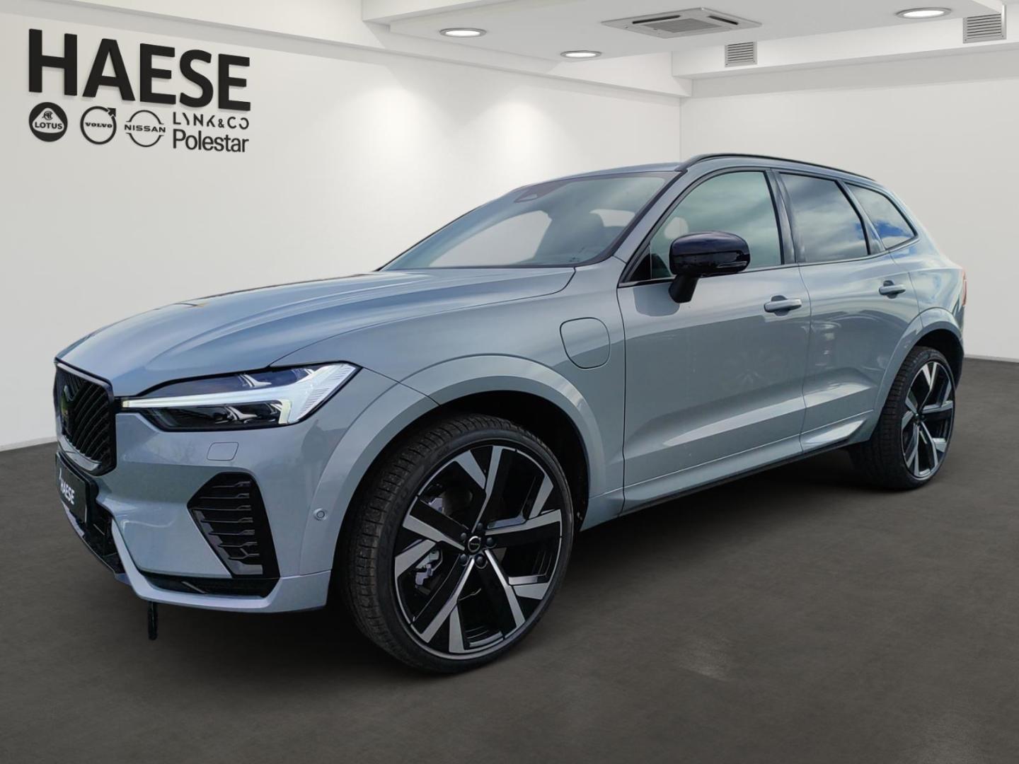 Volvo XC60 T8 Ultra Black Edition Recharge Plug-In Hyb