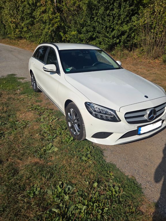 Image of Mercedes-Benz C 200