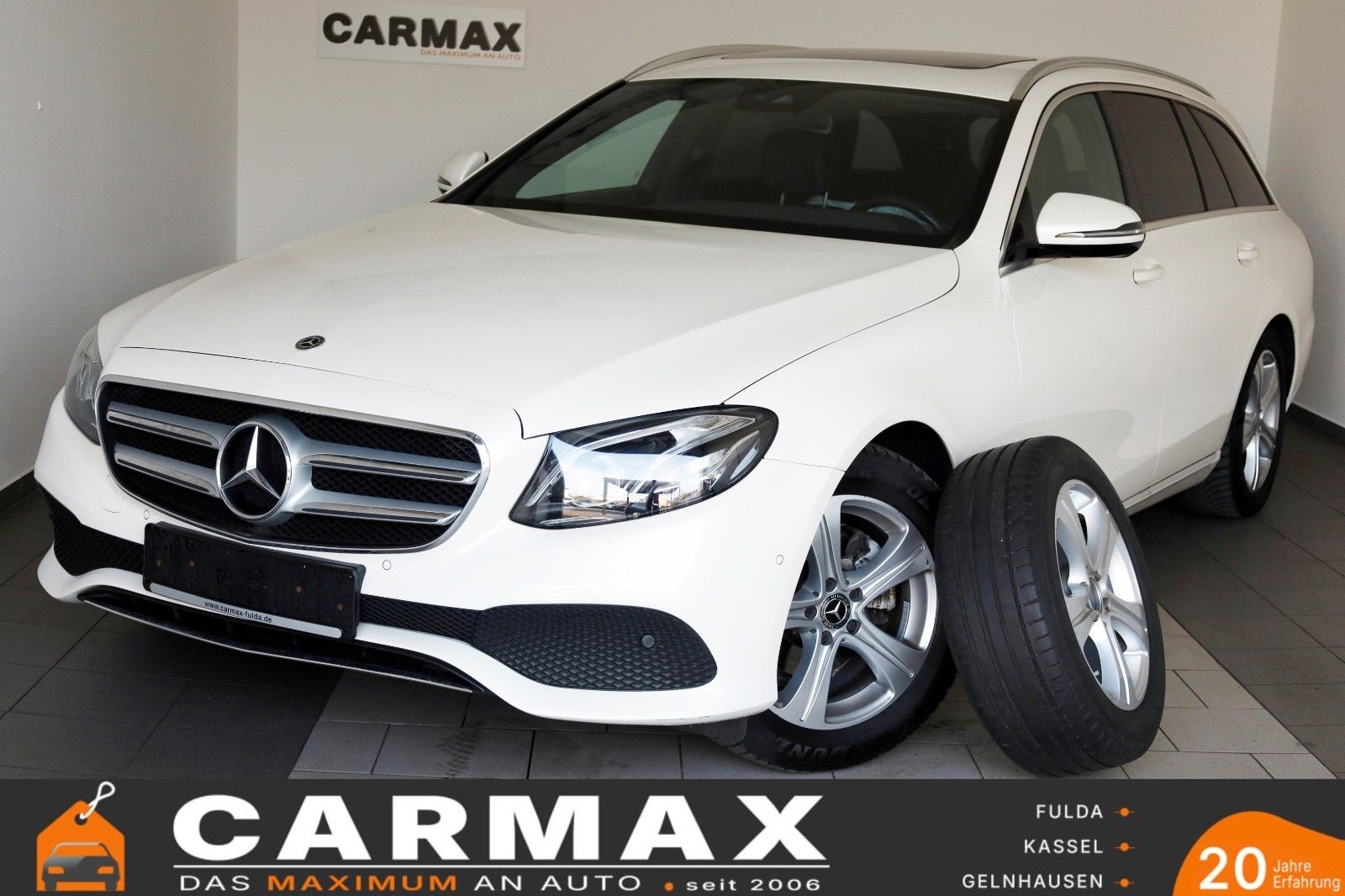 Fahrzeugabbildung Mercedes-Benz E 220d T T.Leder,Navi,LED,SD,Kamera,SH,PDC,SR+WR