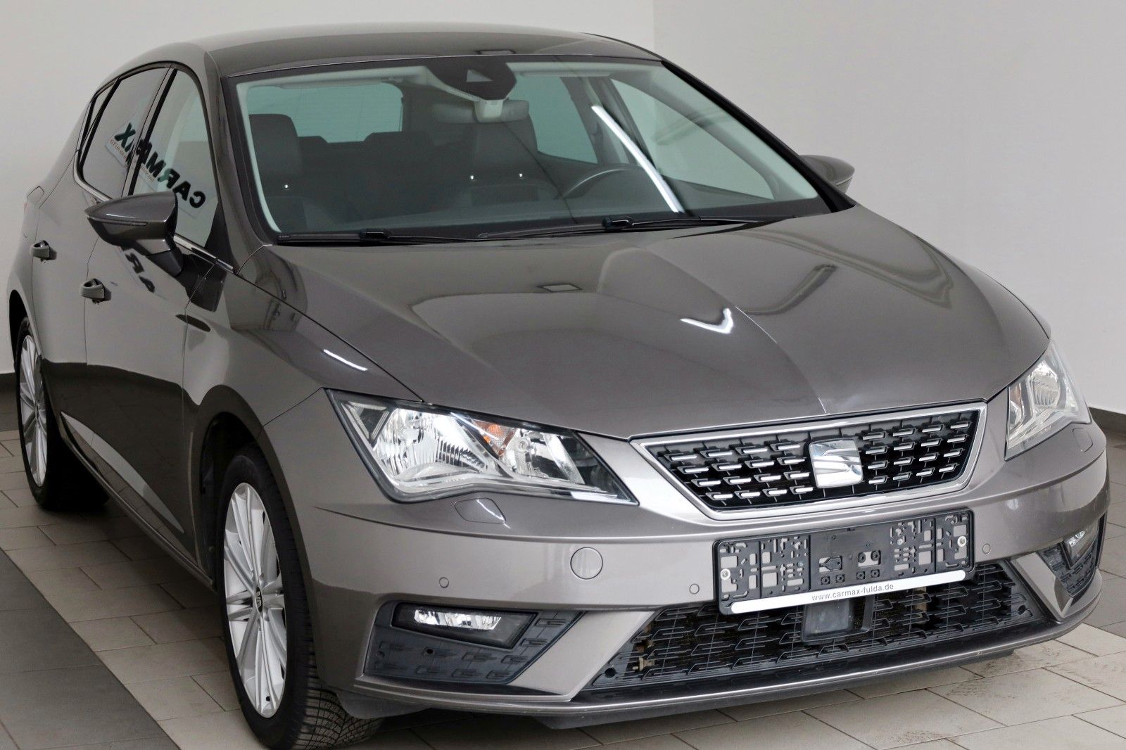 Fahrzeugabbildung SEAT Leon Xcellence T.Leder,SH,PDC,Allwetterreifen