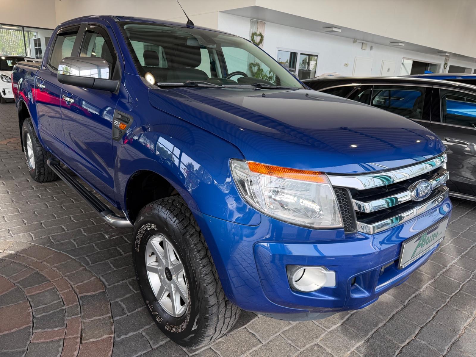FORD RANGER XLT 2.2 TDCI 150ch 4X4 - DOUBLE CABINE - ATTELAGE 3,35T - JANTES ALLIAGE - MARCHEPIEDS - RÉGULATEUR - CLIMATISATION