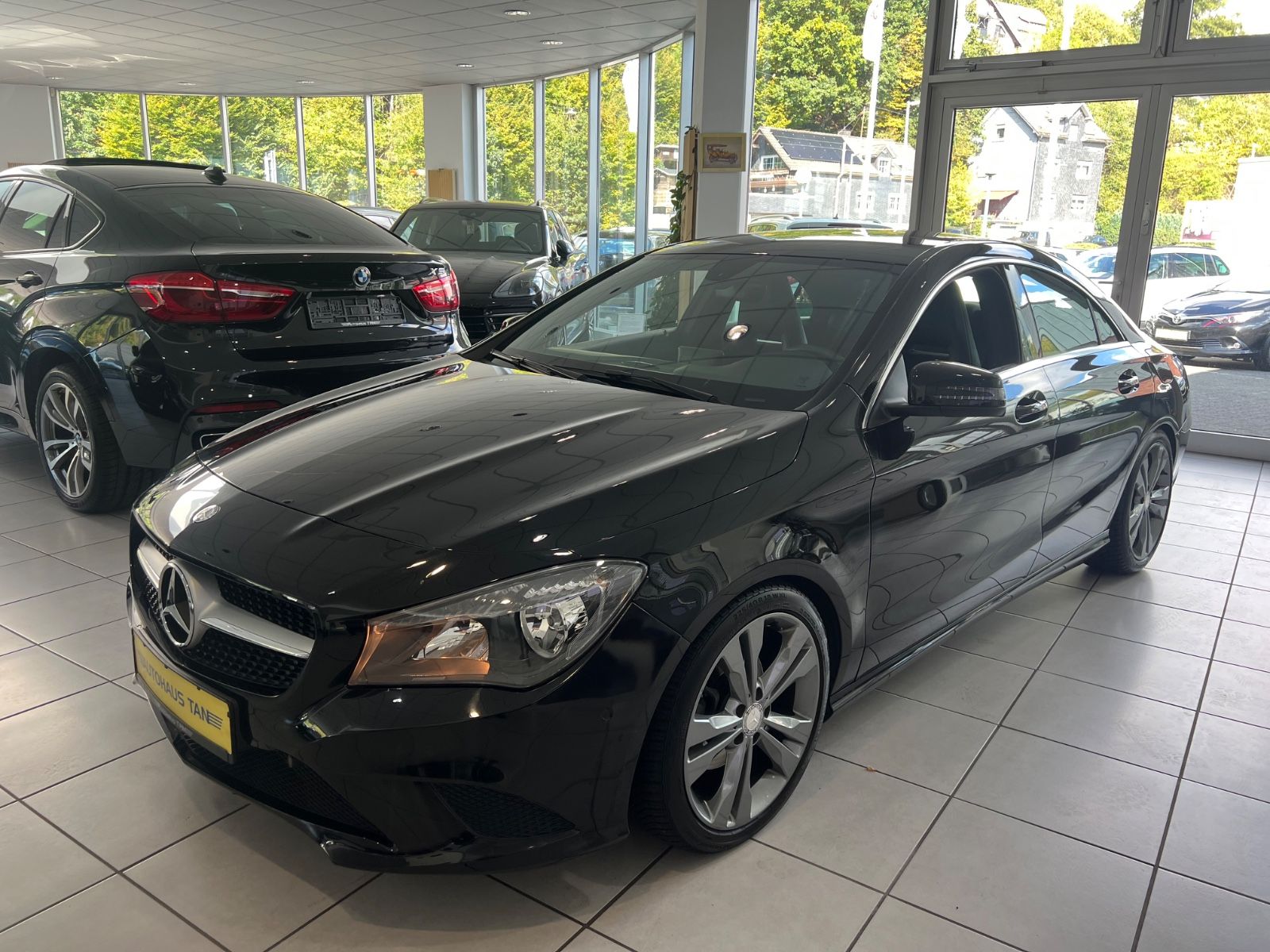Fahrzeugabbildung Mercedes-Benz CLA 200 Sport* NUR 51.021Km* 2.HAND* SPORT LINE