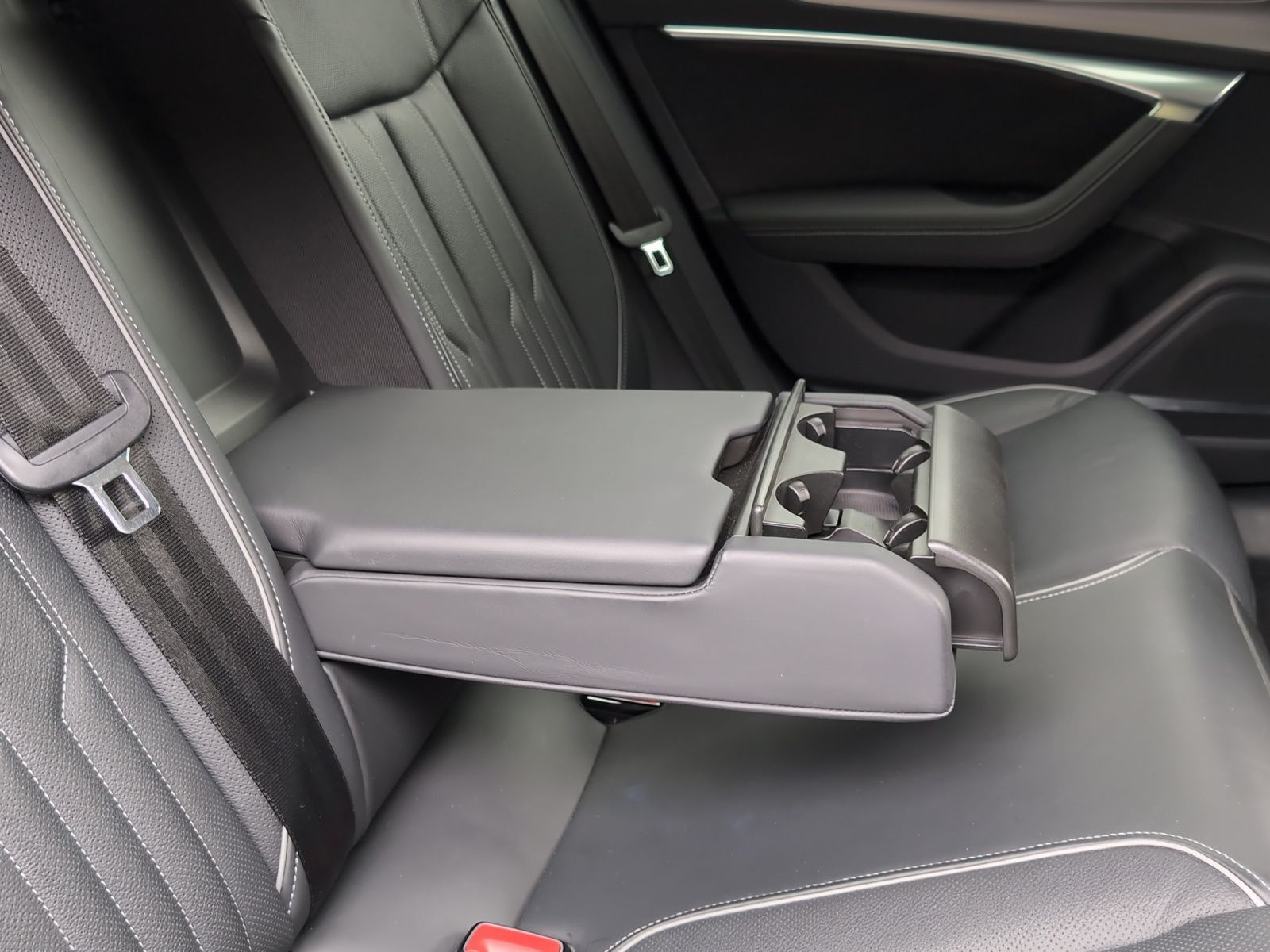 Audi A6 - Bild 21