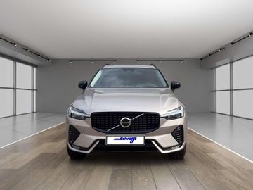 Volvo XC60 B5 AWD Plus Dark