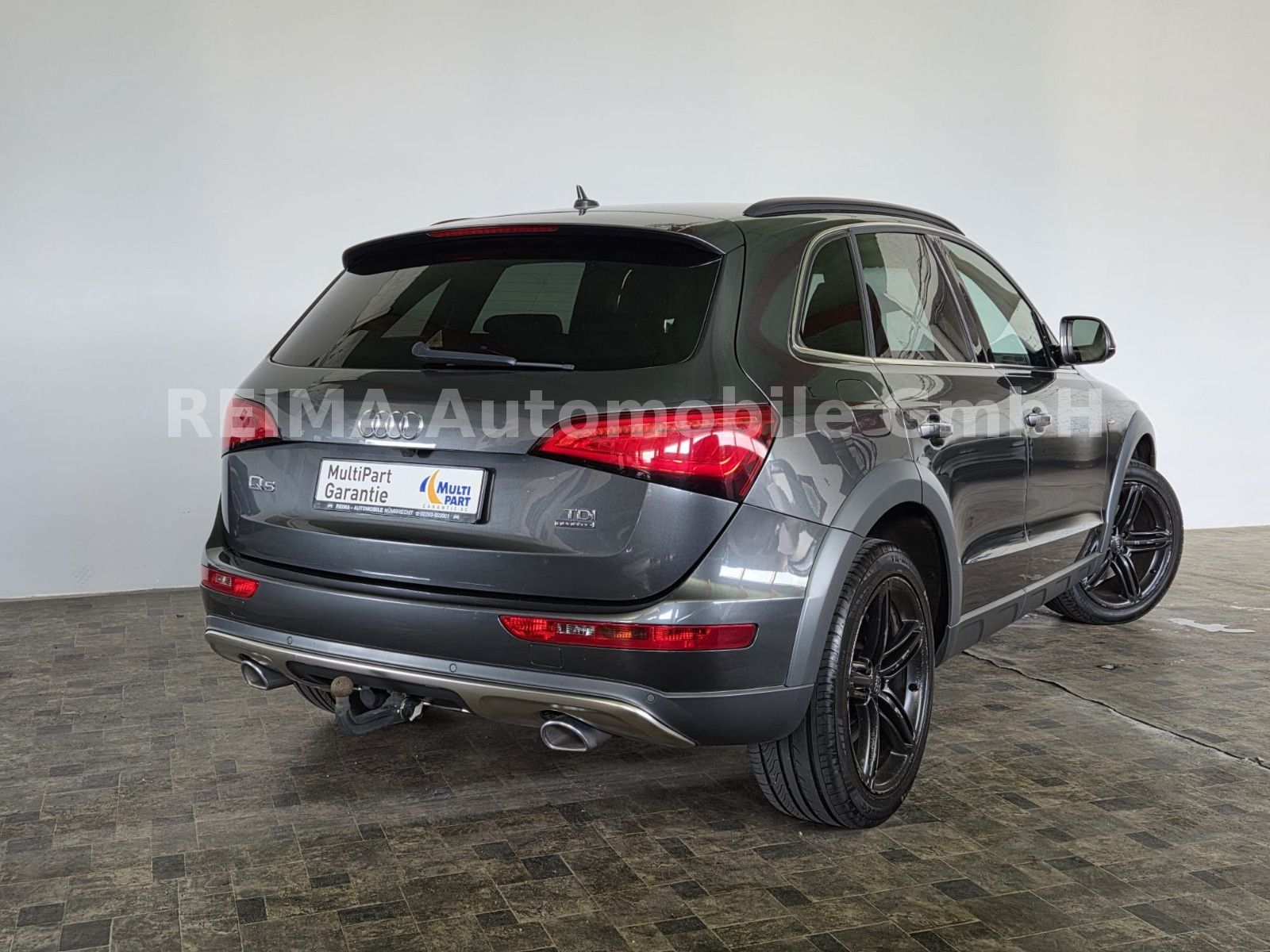 Fahrzeugabbildung Audi Q5 3.0 TDI quattro, S-Line