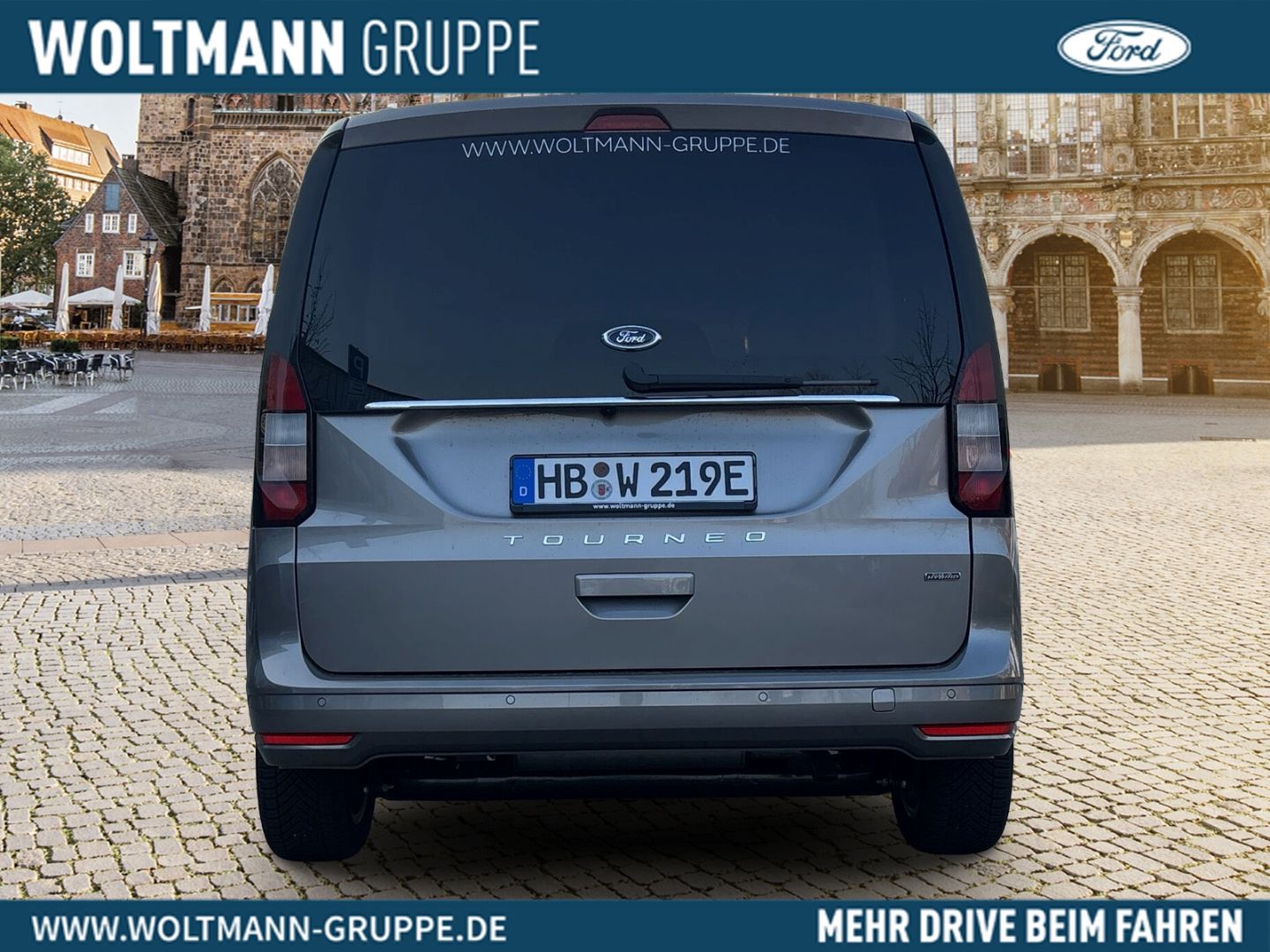Fahrzeugabbildung Ford Tourneo Connect PHEV Titanium 1.5 EB EU6e Navi