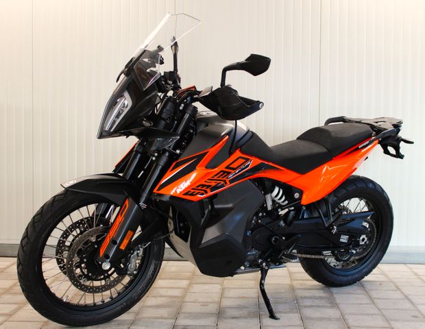 KTM 890 Adventure  mit Tieferlegung vom Römer Team