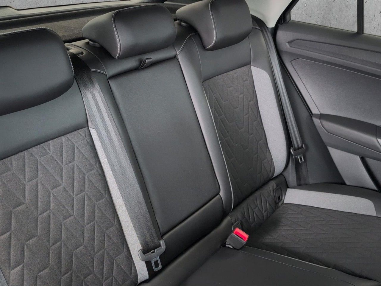 T-Roc GOAL 1.5 TSI DSG Klima Rückfahrkamera