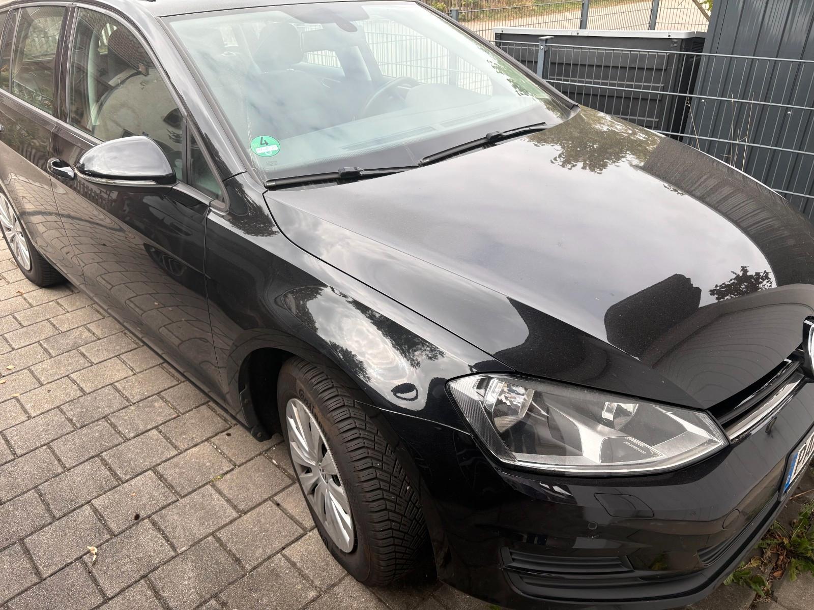 Volkswagen Golf 2014 — interior