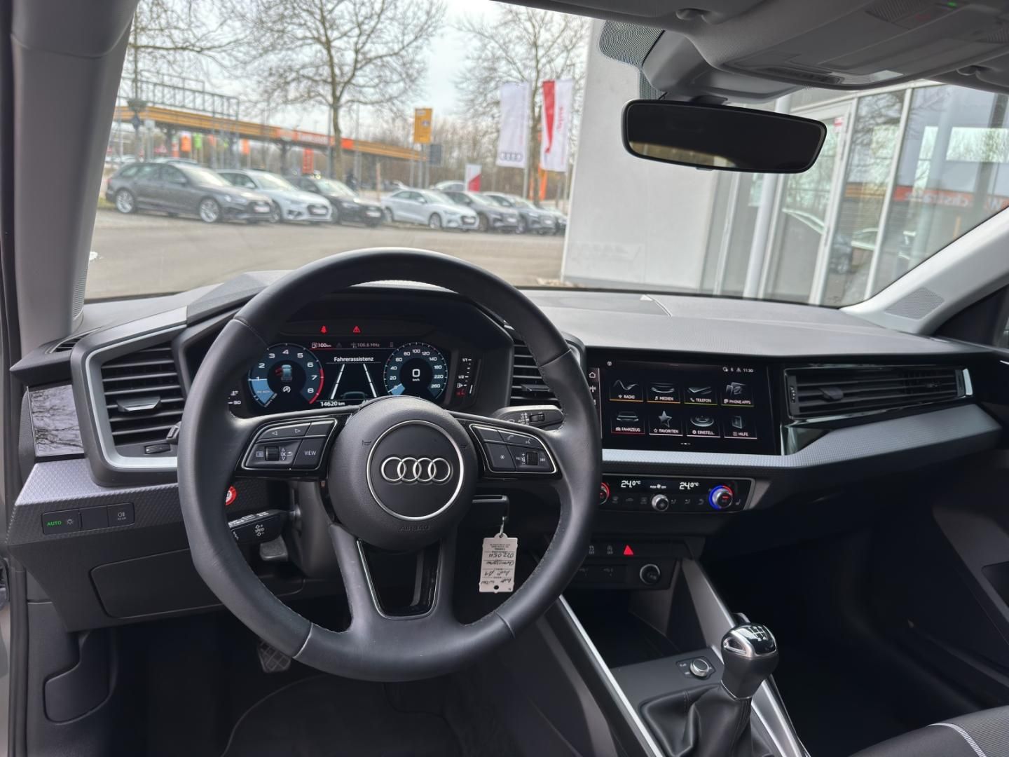 Fahrzeugabbildung Audi A1 allstreet 25 TFSI Smartphone Sitzhzg Phone Bo