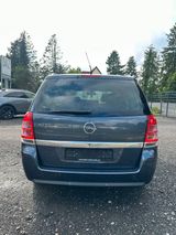 Opel Zafira B Innovation Xenon/PDC/Temp./7-Sitze/Tüv - Opel Zafira in Bremen