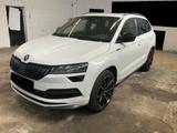 Skoda Karoq 2.0 TDI DSG 4x4 "SPORTLINE"LED"AHK"PANO" - weiße Skoda Karoq