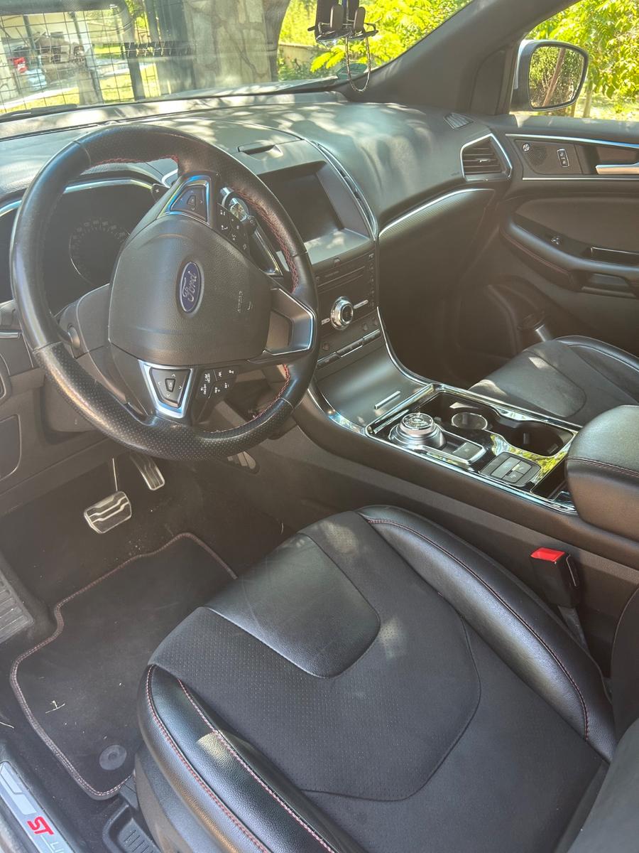 Ford Edge 2,0 l EcoBlue Bi-Turbo 4x4 ST-LINE Auto...