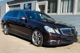 Mercedes-Benz E 300 T CDI 7G AUT**AMG**LEDER NAVI GLASSD XENON - Mercedes-Benz E 300: Cdi