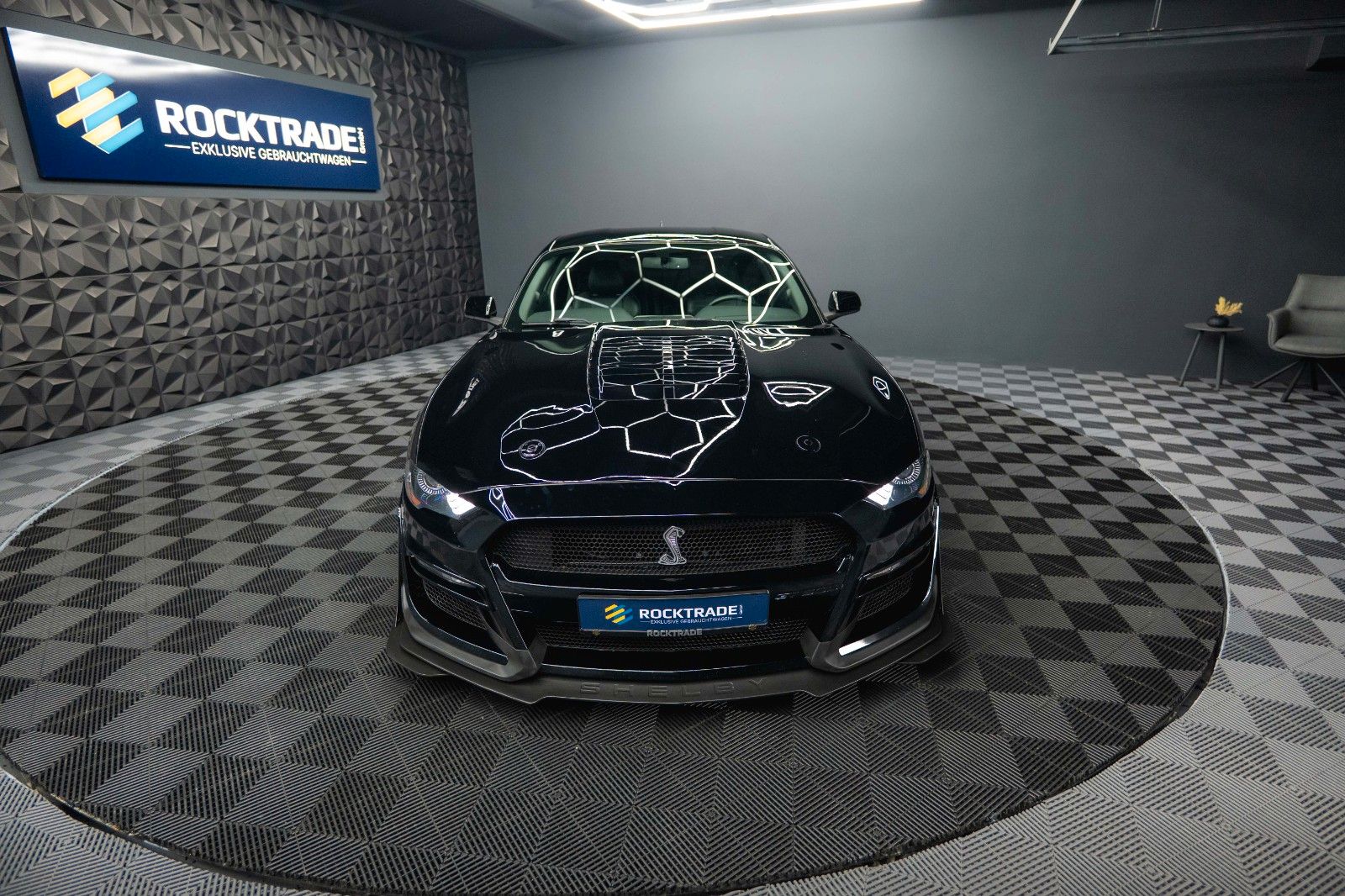 Fahrzeugabbildung Ford Mustang Shelby GT 500 5.0 V8 Performance PREMIUM